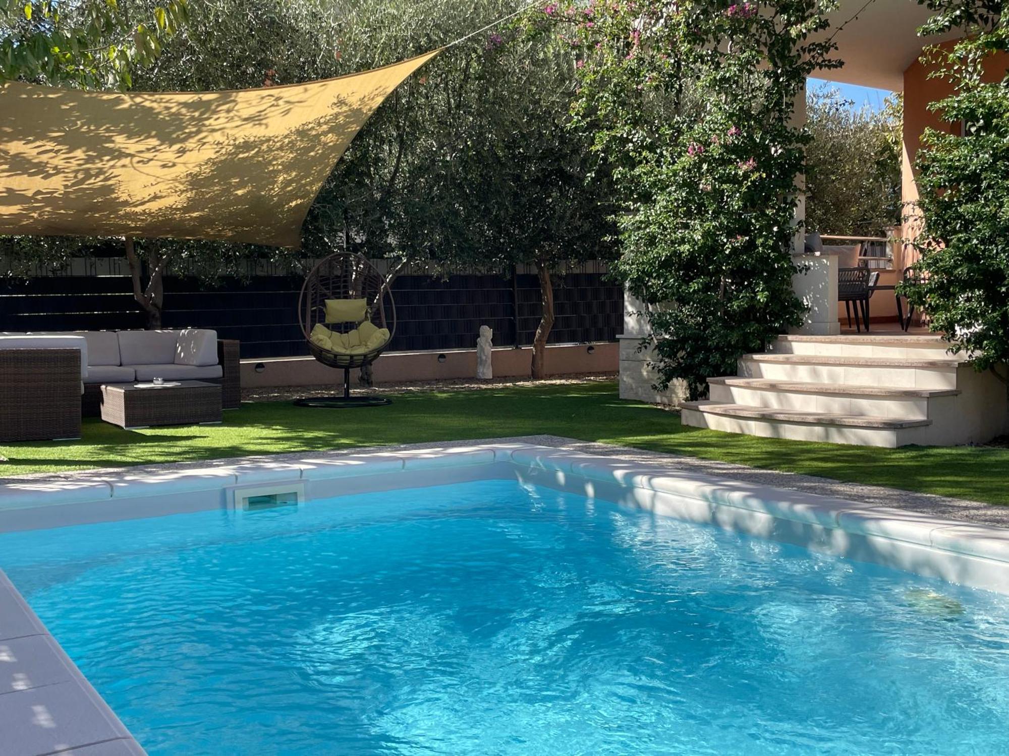 Villa Andrijana - Exclusively Yours - Family Getaway With Private Pool Kastela Luaran gambar