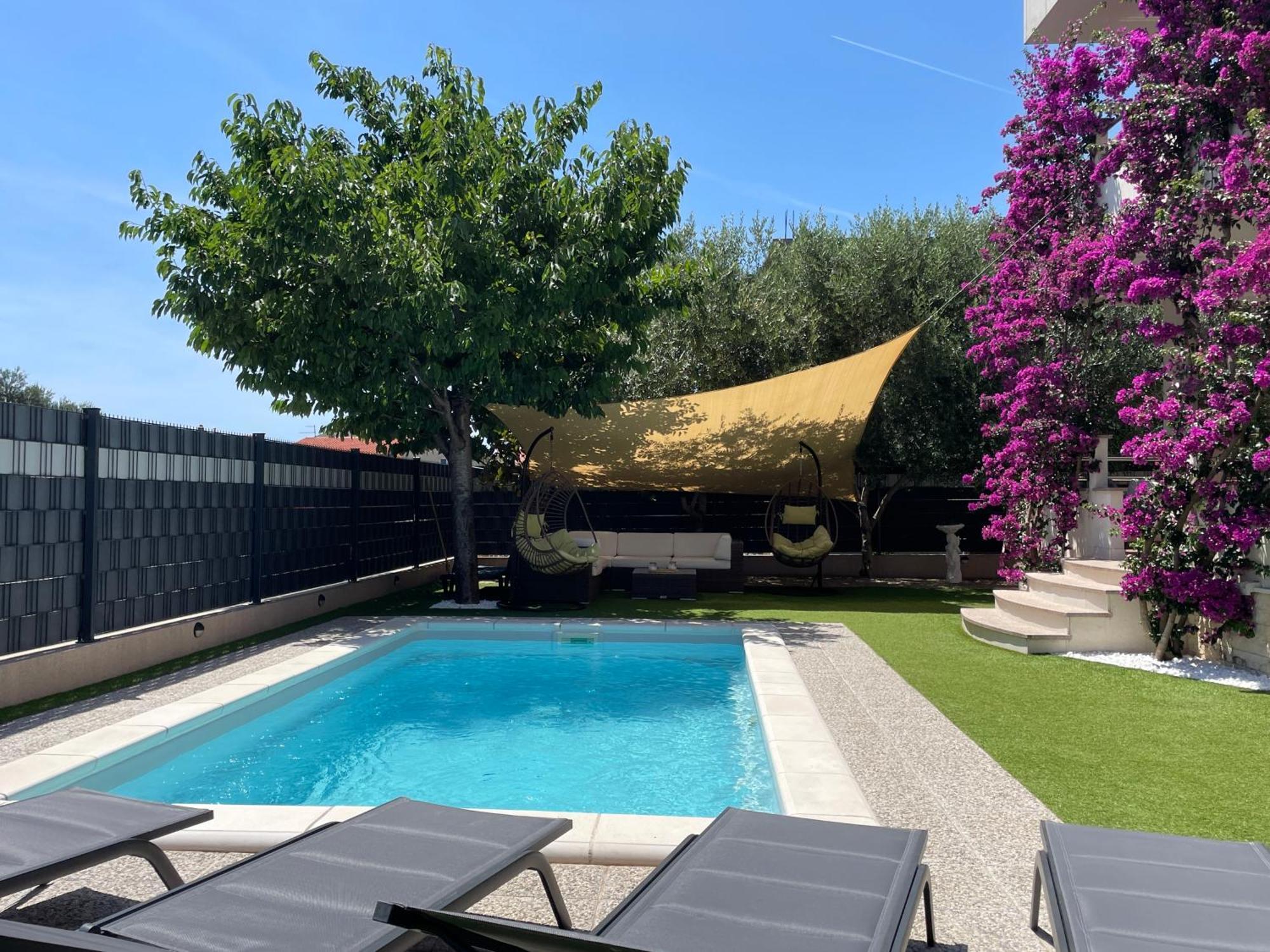 Villa Andrijana - Exclusively Yours - Family Getaway With Private Pool Kastela Luaran gambar