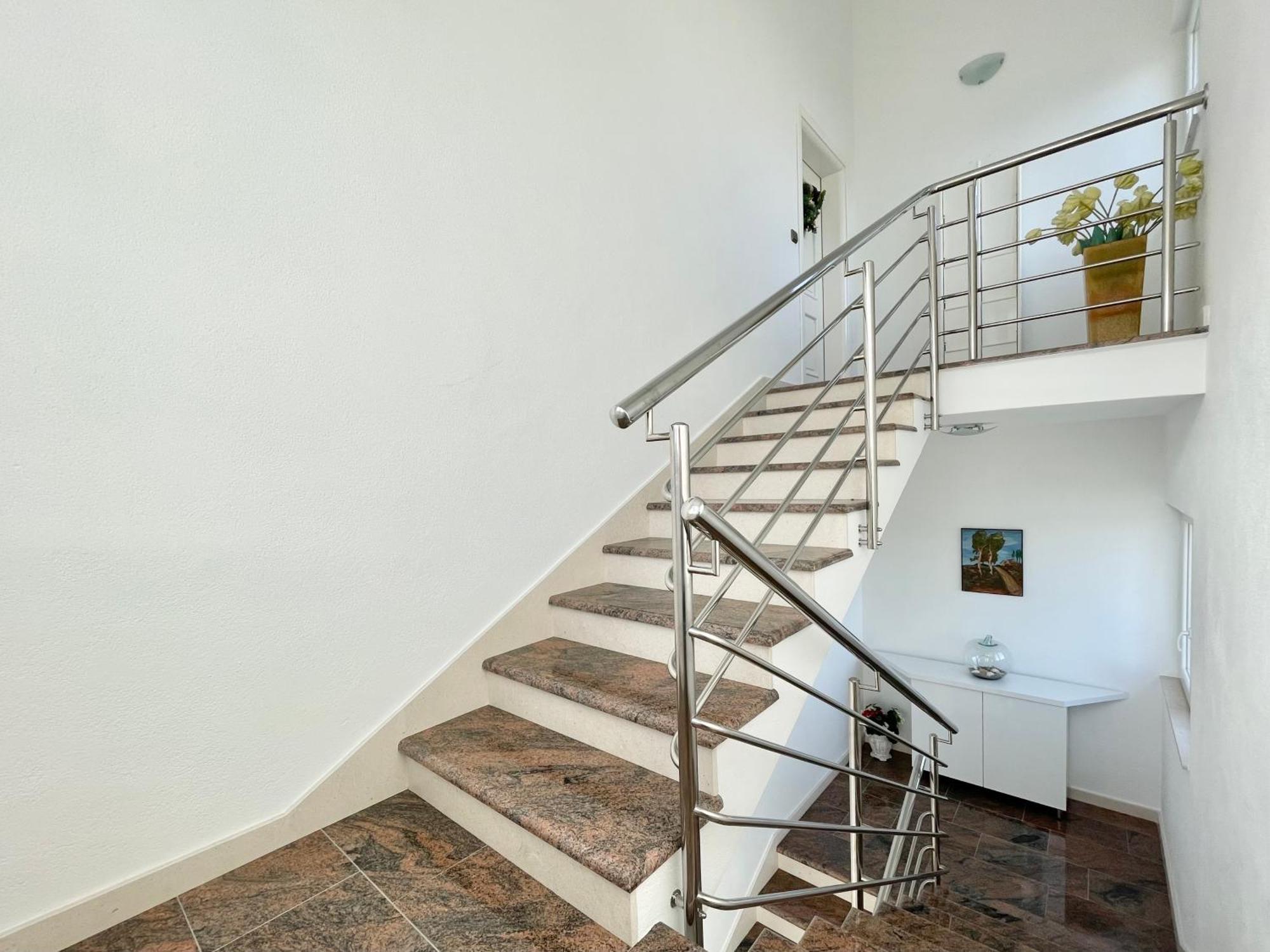 Villa Andrijana - Exclusively Yours - Family Getaway With Private Pool Kastela Luaran gambar
